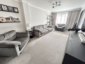 Lounge- click for photo gallery